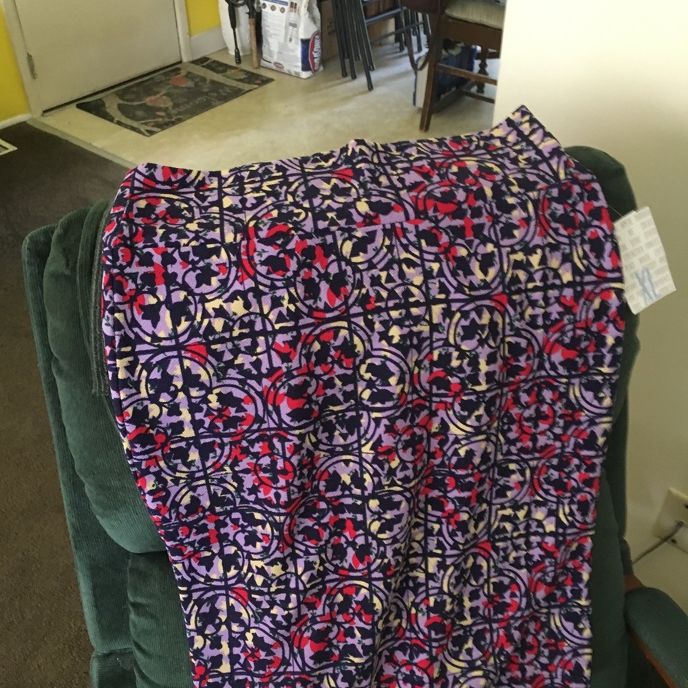LuLaRoe Cassie skirt
